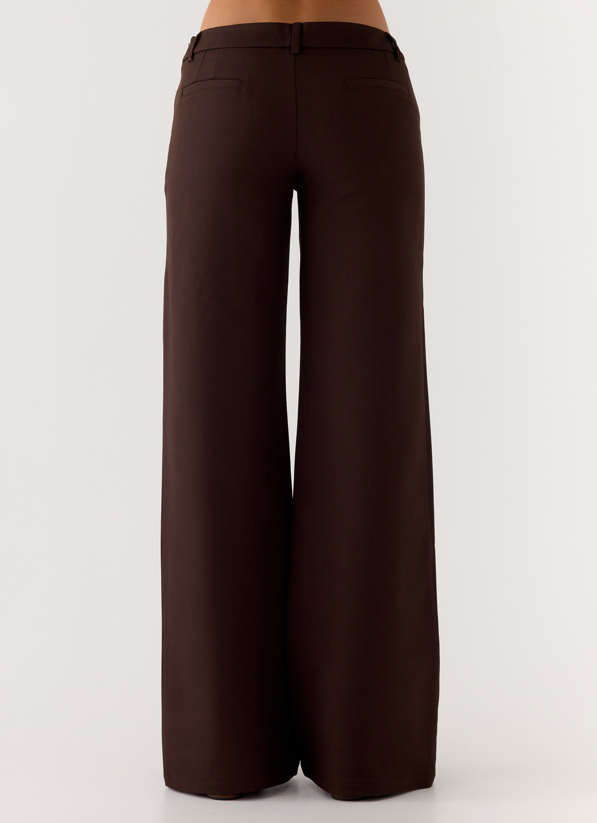 Chic Collection | Low Rise Slim Fit Pants with Stretch Fabric | Effortless Elegance for Confident Style